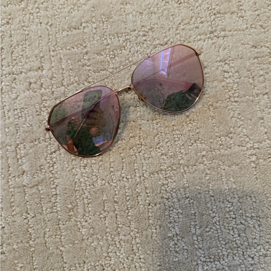 Diff Pink Mirrored Aviator Sunglasses